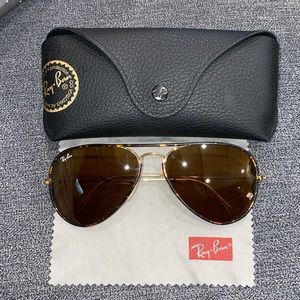 Ray ban aviators